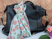 Load image into Gallery viewer, Japanese Camellia Scarf