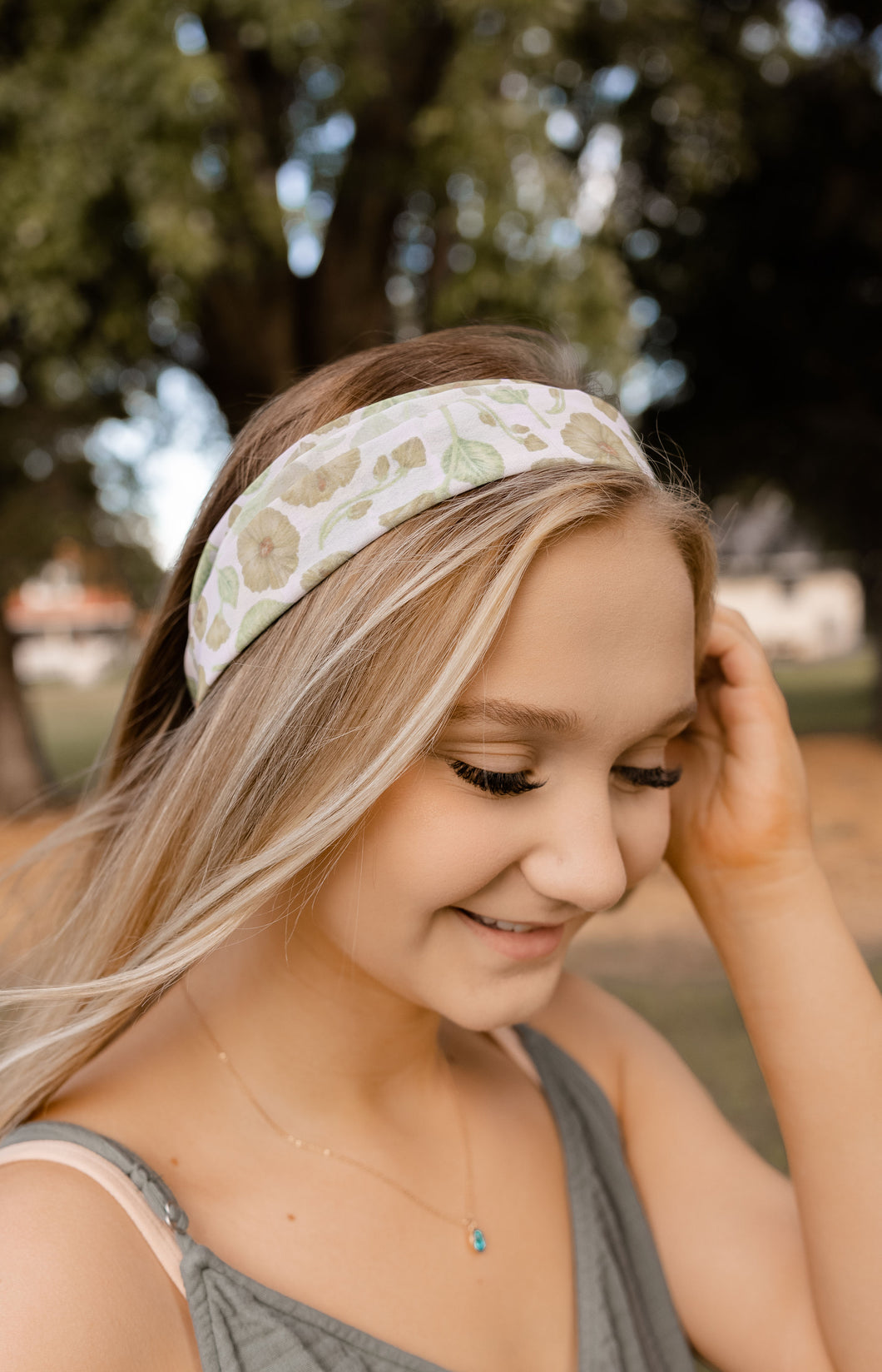 Hibiscus Scarf - Hawaii State Flower